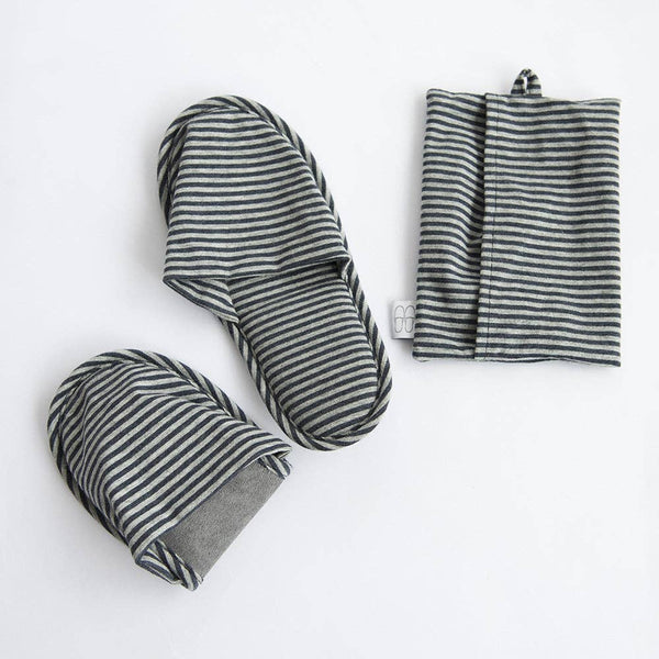 Slipeer - Portable Stripe Slippers with A Pouch